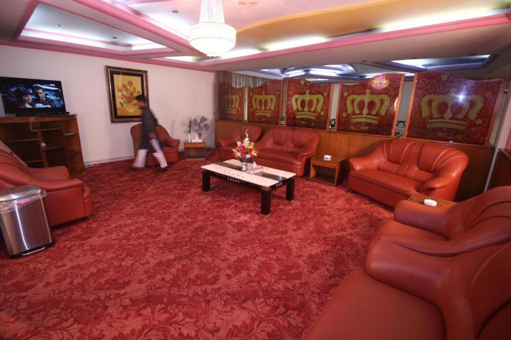 Hotel De Crystal Crown Dhaka Exterior photo